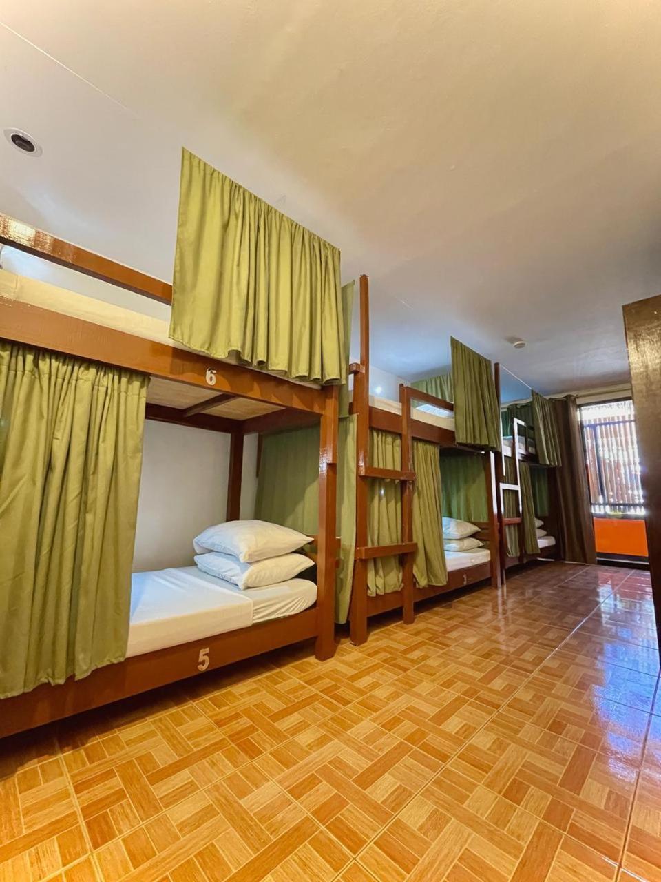 Chill Out Hostel Balabag  Dış mekan fotoğraf